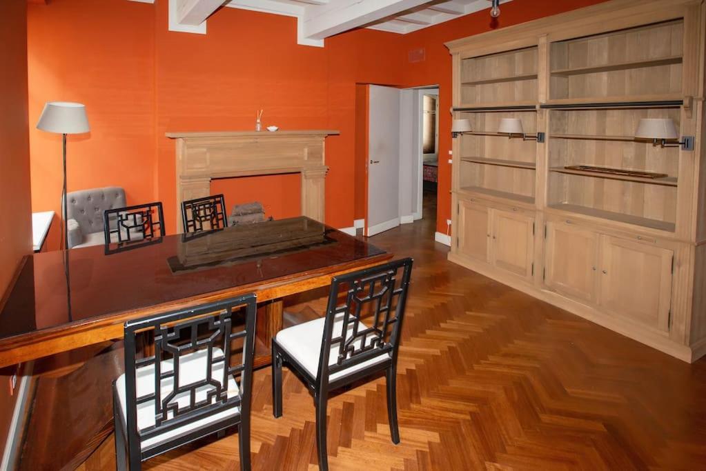 Appartement Charme And Relax In Downtown Parme Extérieur photo